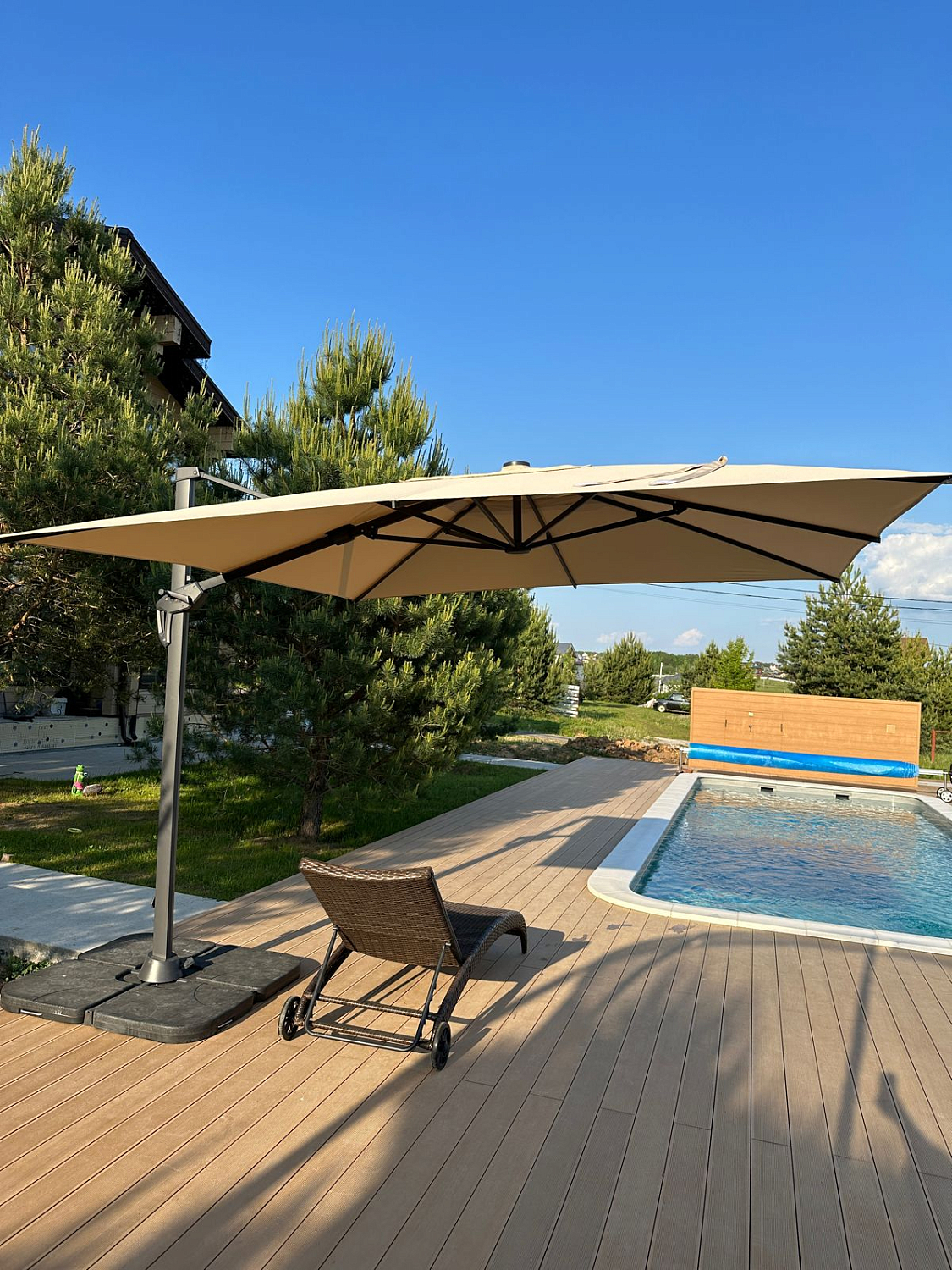 Уличный зонт SKY (квадратный) в Тульской области (КП Лимберова гора)